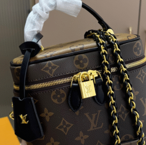 LV-VANITY CHAIN POUCH #2053