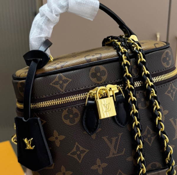 LV-VANITY CHAIN POUCH封面图 LV-VANITY CHAIN POUCH #2053