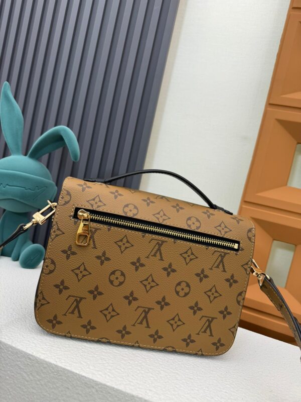 LV-POCHETTE METIS handbag #2050