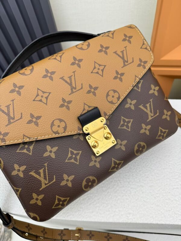 LV-POCHETTE METIS handbag #2050