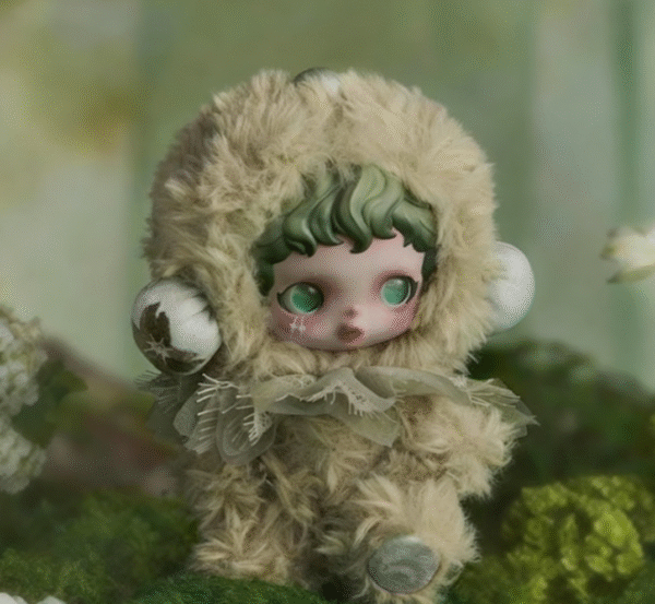 Pop Mart SKULLPANDA Lightweave Garden Series Vinyl Doll - Collectible Designer Toy