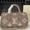LV-ONTHEGO Horizontal #2081