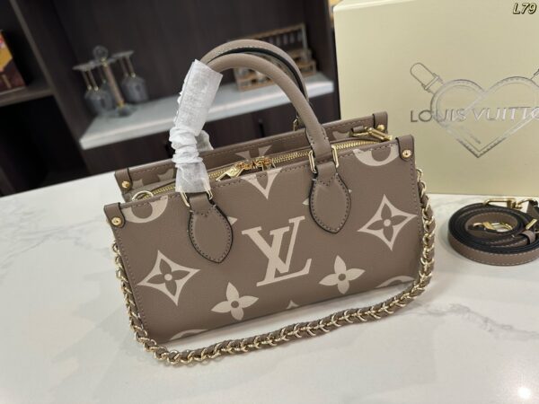 LV-ONTHEGO Horizontal #2081