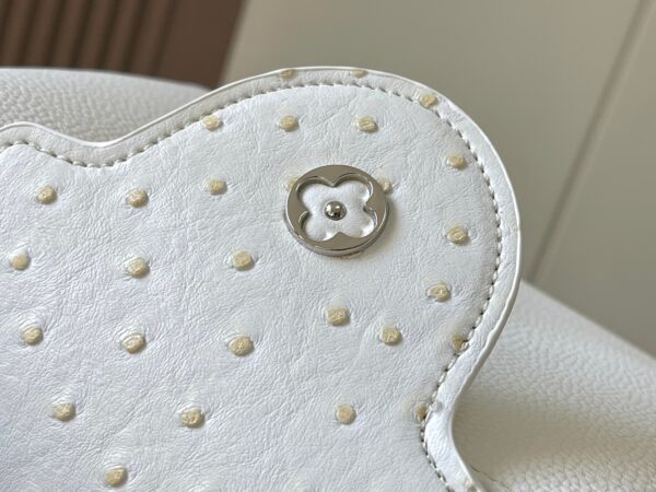 LV-CAPUCINES  BB #2085