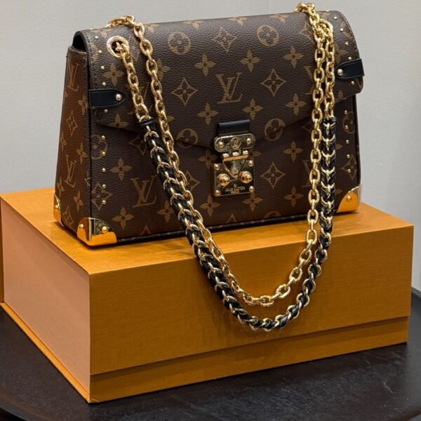 LV-Riveted chain bag#2088