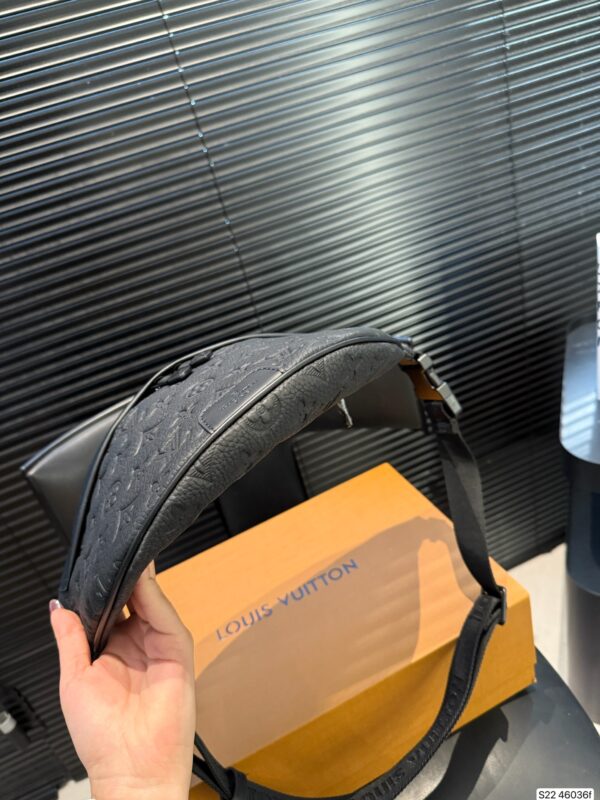 LV-Waist bag/chest bag#2096