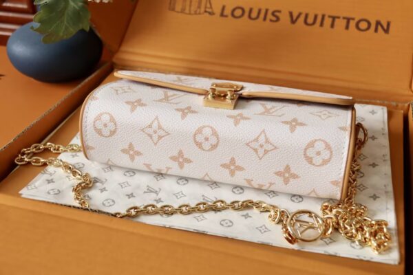 LV-POCHETTE CLLE #2099