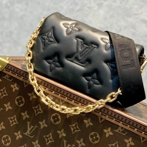 LV-WALLET ON STRAP#2107