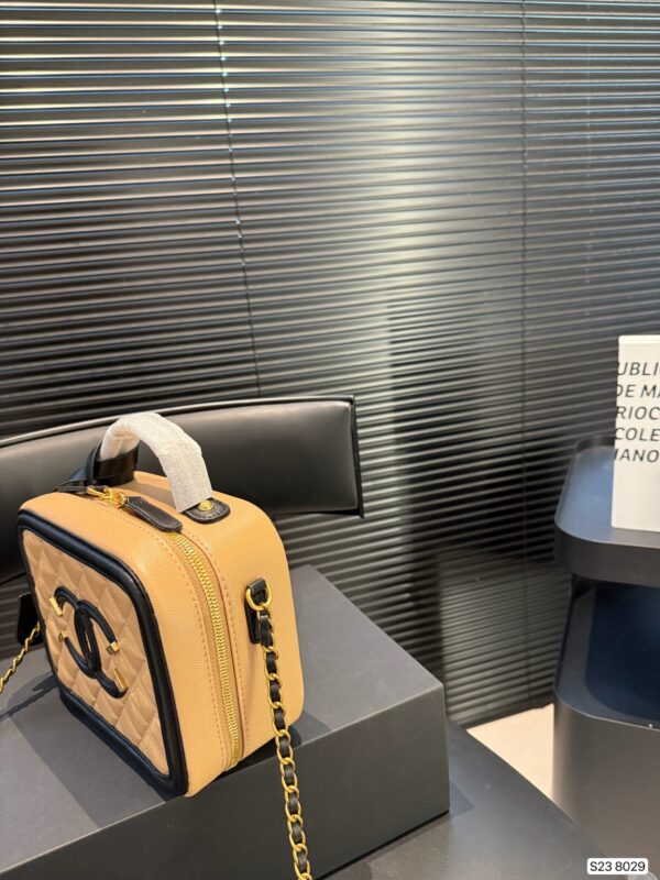 CHANEL-Makeup bag#2113