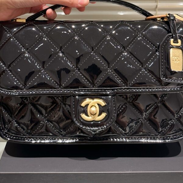 CHANEL-Patent leather messenger bag#2121