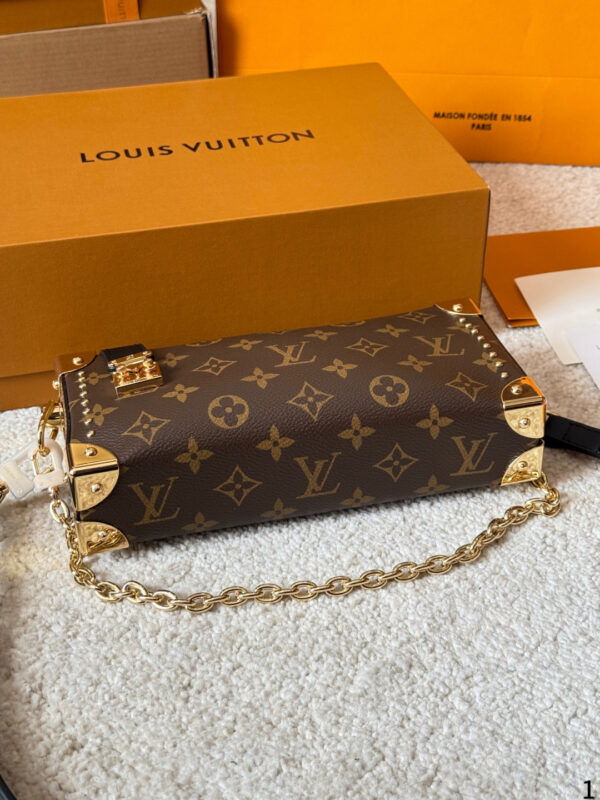 LV- slim trunk Handbag #2236