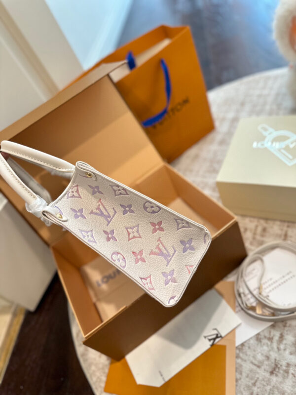 LV-On the  go Small handbag #2239