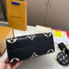 LV-onthego  bb Black & White Tote Bag #2242