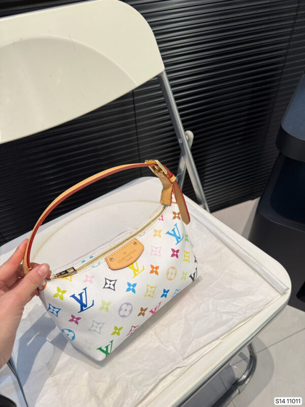 LV-Tri-color Armpit Bag #2244