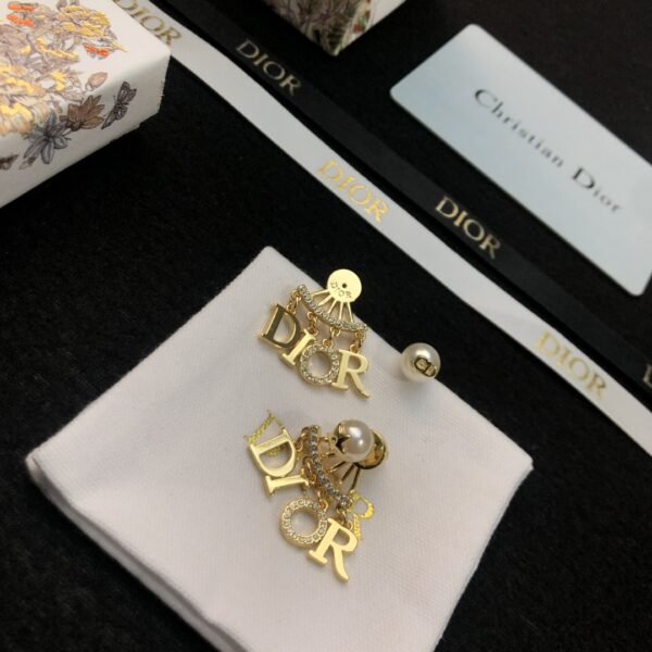 DIOR-Letter Earrings #2303