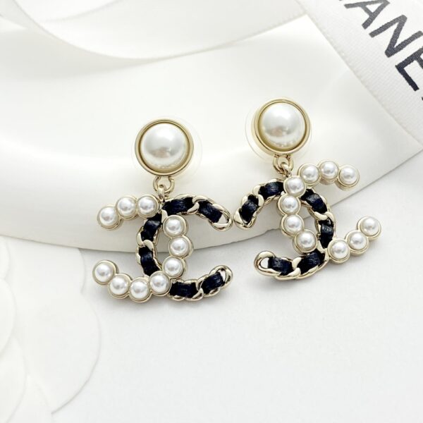 CHANEL-Pearl Stud Earrings#2306