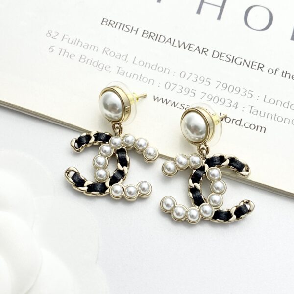 CHANEL-Pearl Stud Earrings#2306