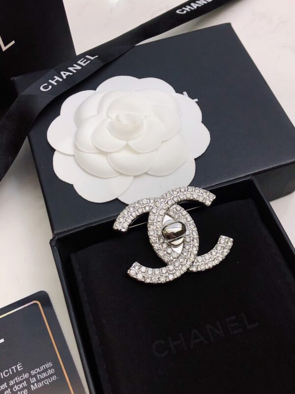 CHANEL-Diamond Brooch #2313
