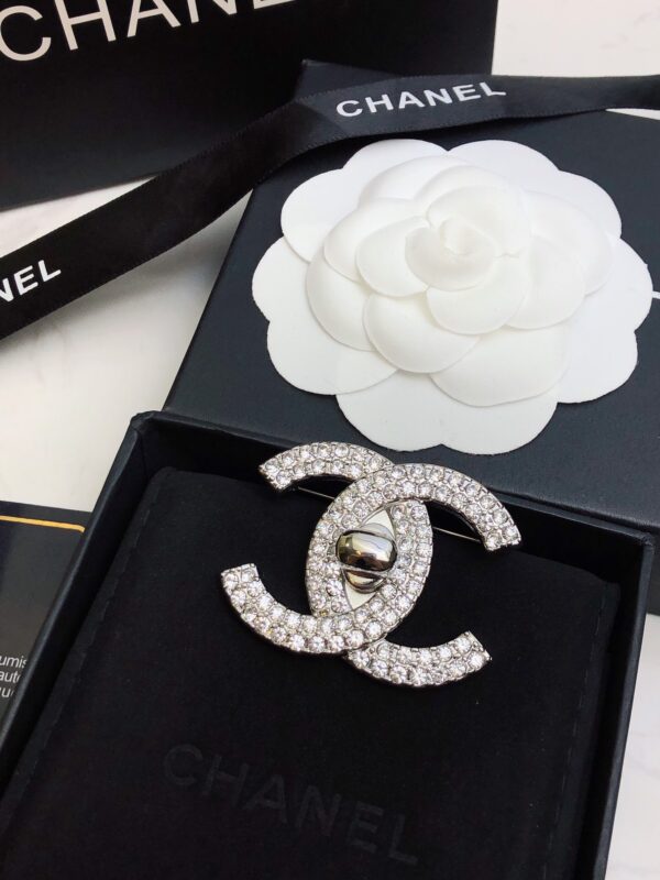 CHANEL-Diamond Brooch #2313