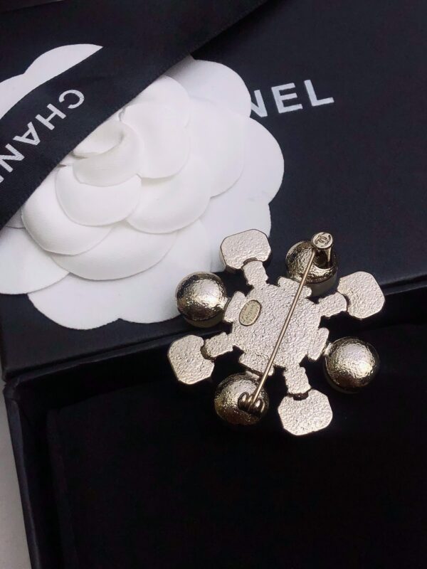 CHANEL-Flower Brooch  #2313