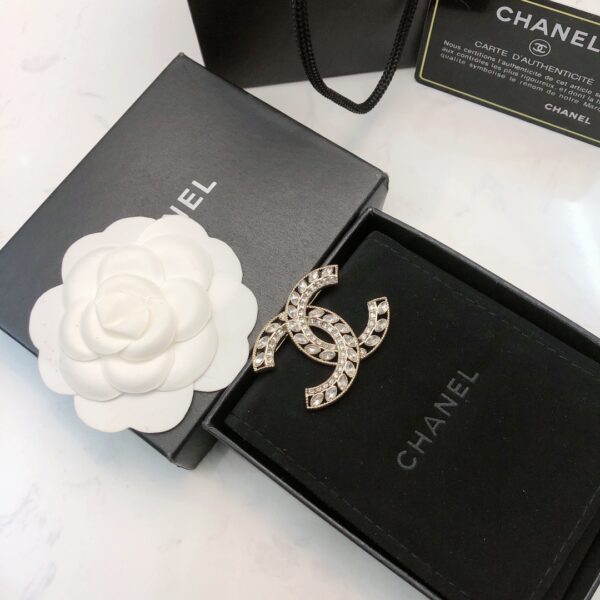 CHANEL-Diamond-studded Brooch # 2314