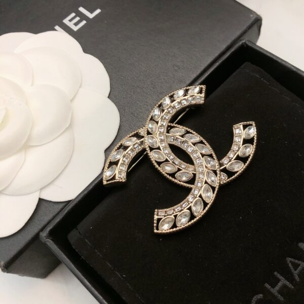 CHANEL-Diamond-studded Brooch # 2314