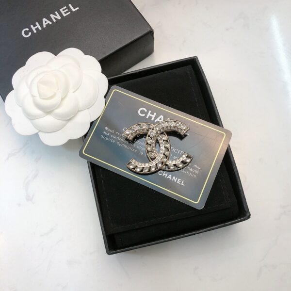 CHANEL-Diamond-studded Brooch # 2314
