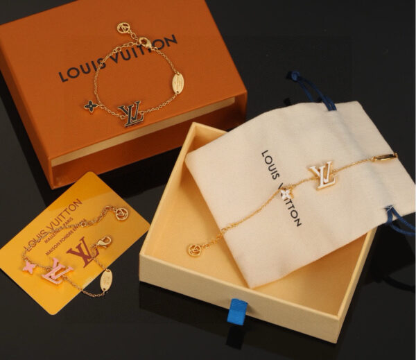 LV-Bracelet#2329