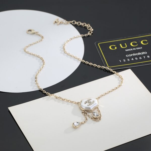 CHANEL-teardrop diamond necklace #2348