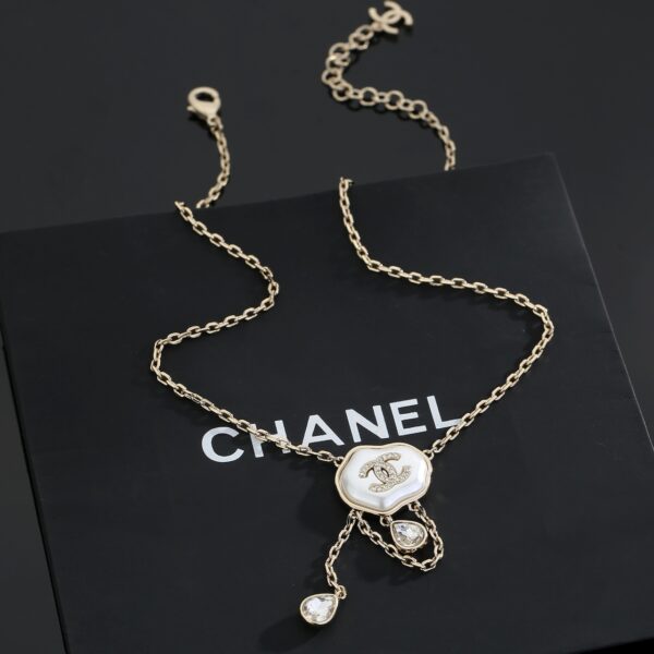 CHANEL-teardrop diamond necklace #2348