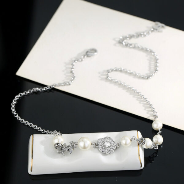 CHANEL-pearl choker #2350