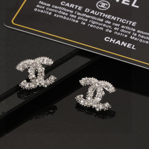 CHANEL-Pavé Diamond Stud Earrings #2354