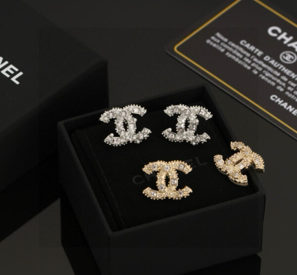 CHANEL-Pavé Diamond Stud Earrings #2354