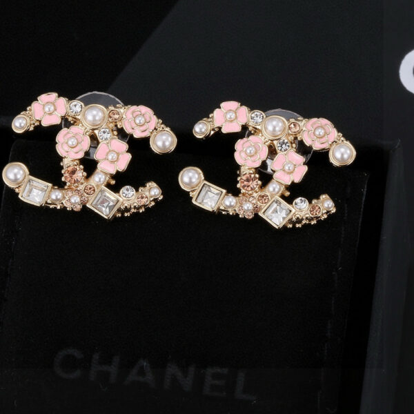 CHANEL-Pink Flower Diamond Earrings #2356