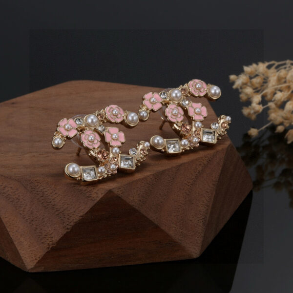 CHANEL-Pink Flower Diamond Earrings #2356