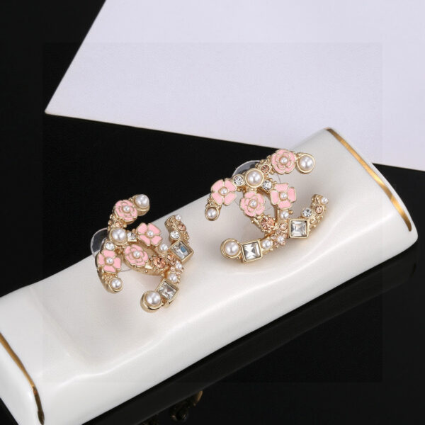 CHANEL-Pink Flower Diamond Earrings #2356