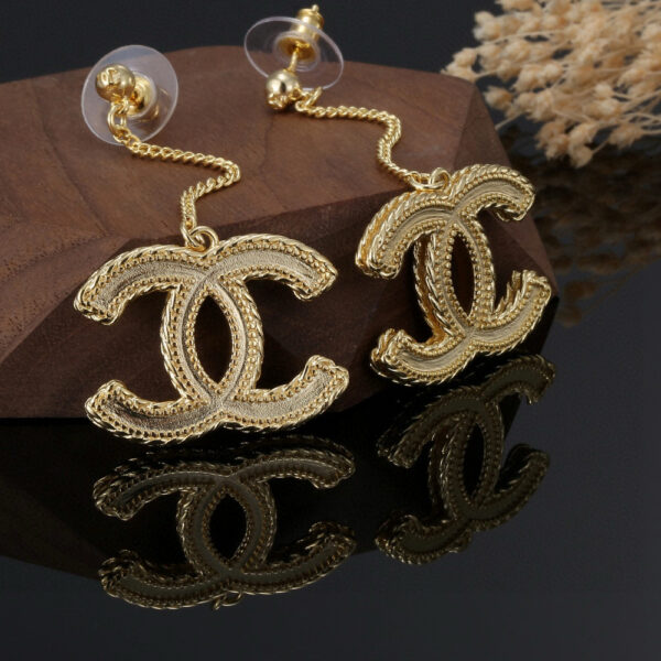 CHANEL-Earring Pendant #2359