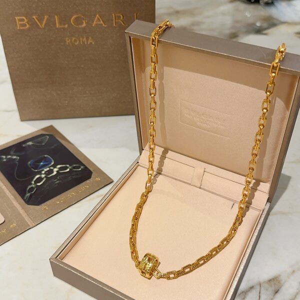 Bvlgari-v Gold Necklace #2370