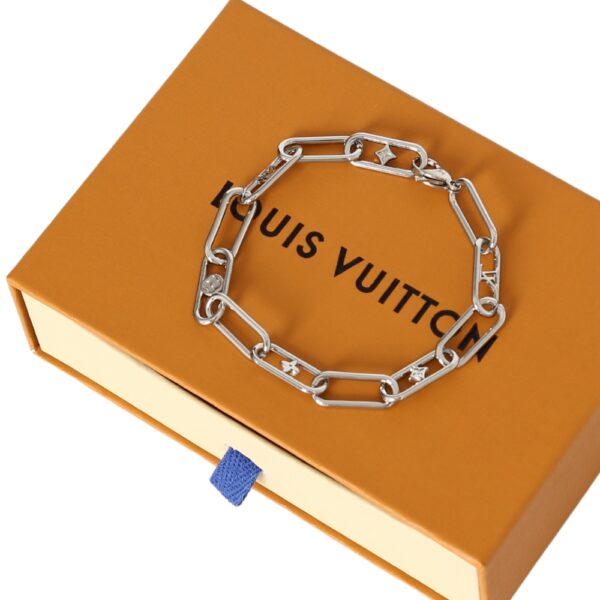 LV-Silver Clasp Bracelet #2385