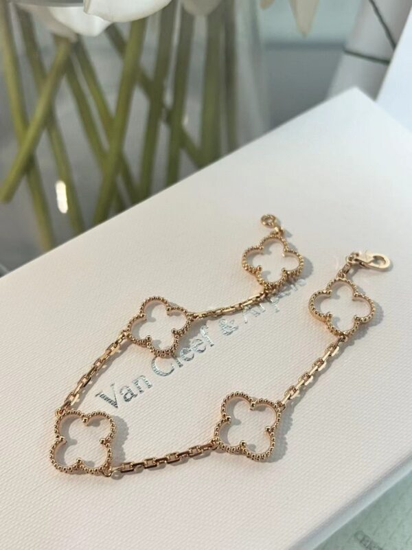 Van Cleef  Arpels  #2393