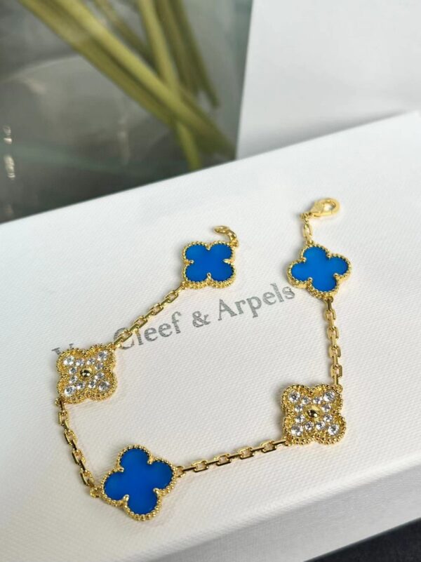 Van Cleef  Arpels #Blue Chalcedony Minimalist Diamond Bracelet  #2394