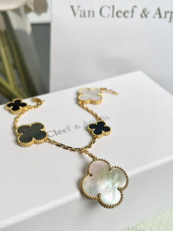 Van Cleef  Arpels -Large Five-Flower Black Onyx Bracelet#2380