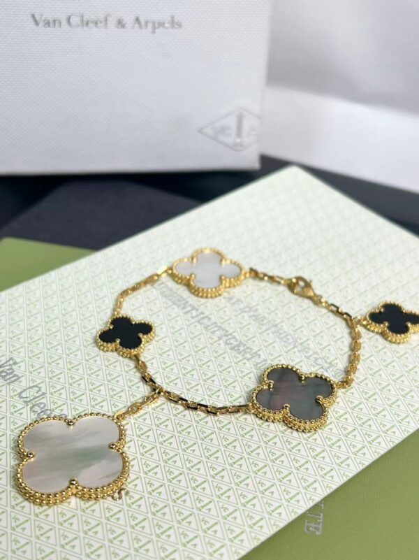 Van Cleef  Arpels -Large Five-Flower Black Onyx Bracelet#2380
