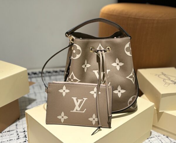LV-Bucket Bag#2135
