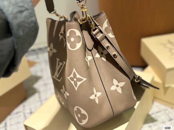 LV-Bucket Bag#2135