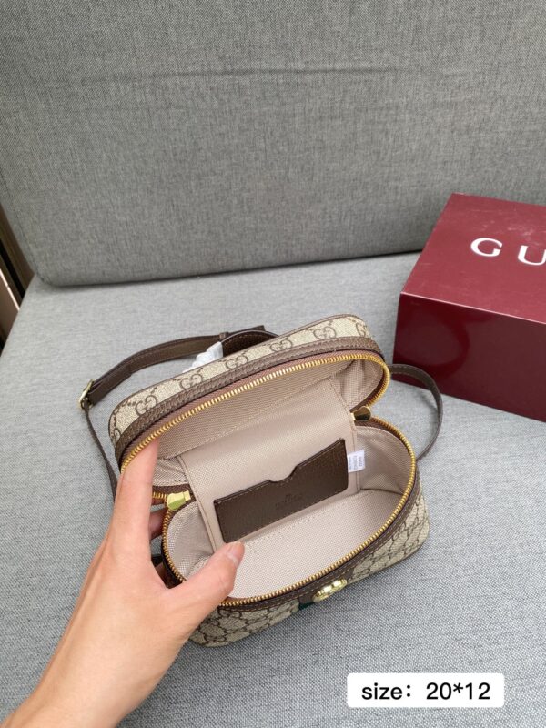 GUCCI-cosmetic bag#2199