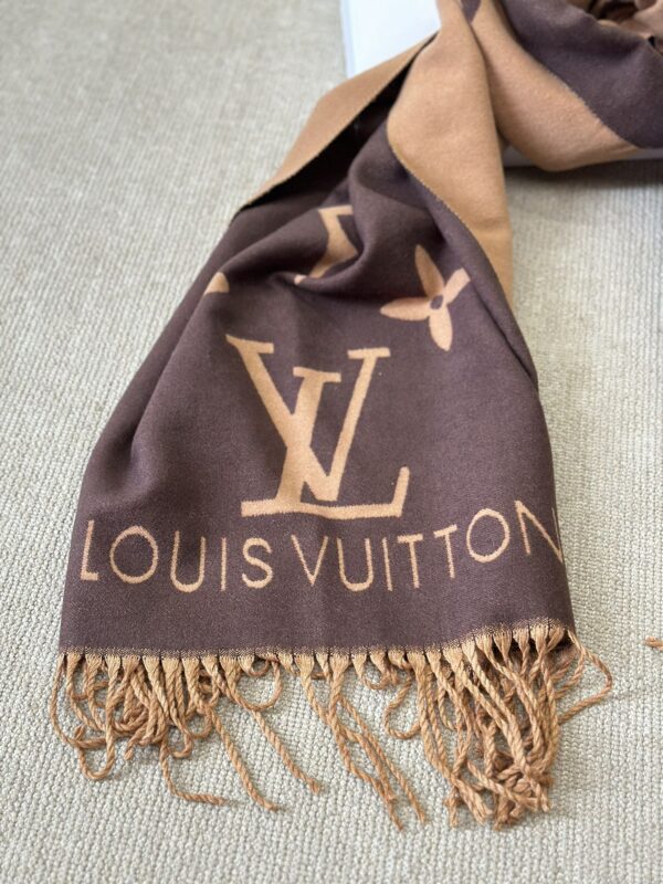 LV-brown reversible scarf#2207