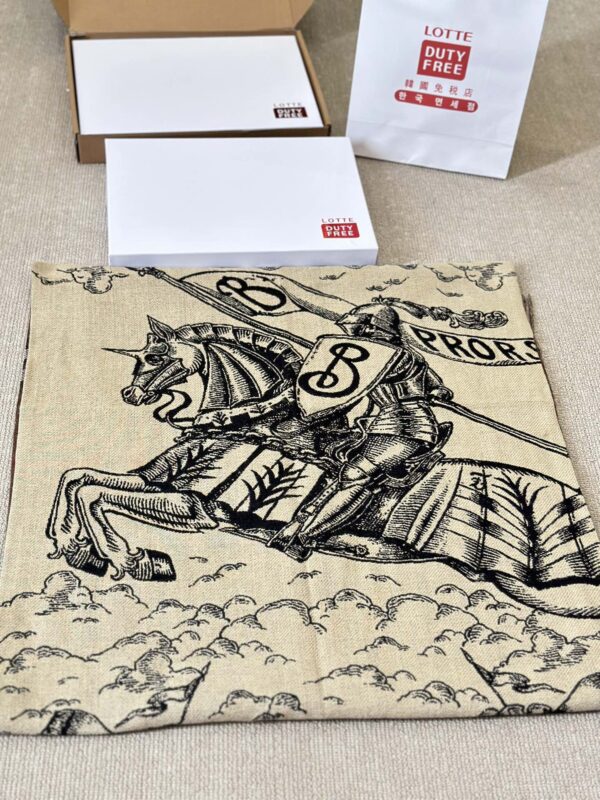 BURRBER-equestrian knight scarf#2208