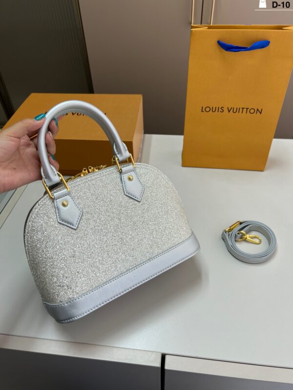 LV-shell bag#2255