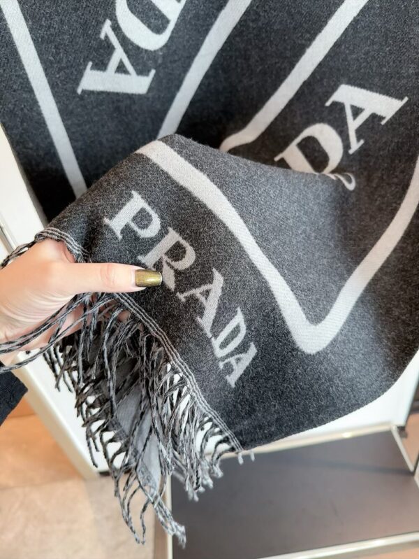 PRADA-Wool Scarf #2296